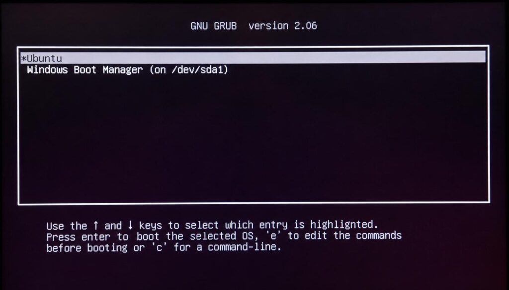 Ubuntu GRUB boot menu showing Ubuntu and Windows Boot Manager